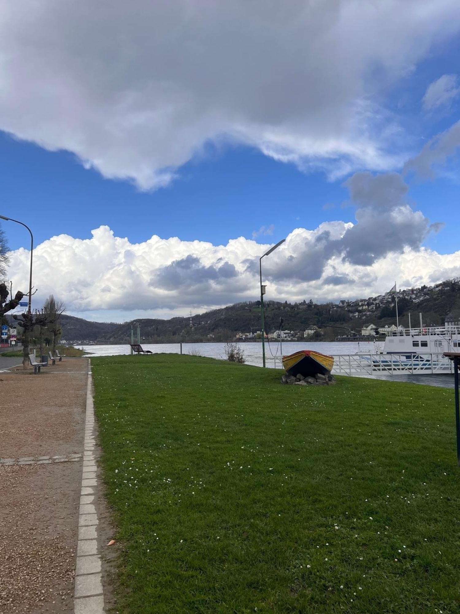 Ferienwohnung Mit Rheinblick In Remagen 1 エクステリア 写真