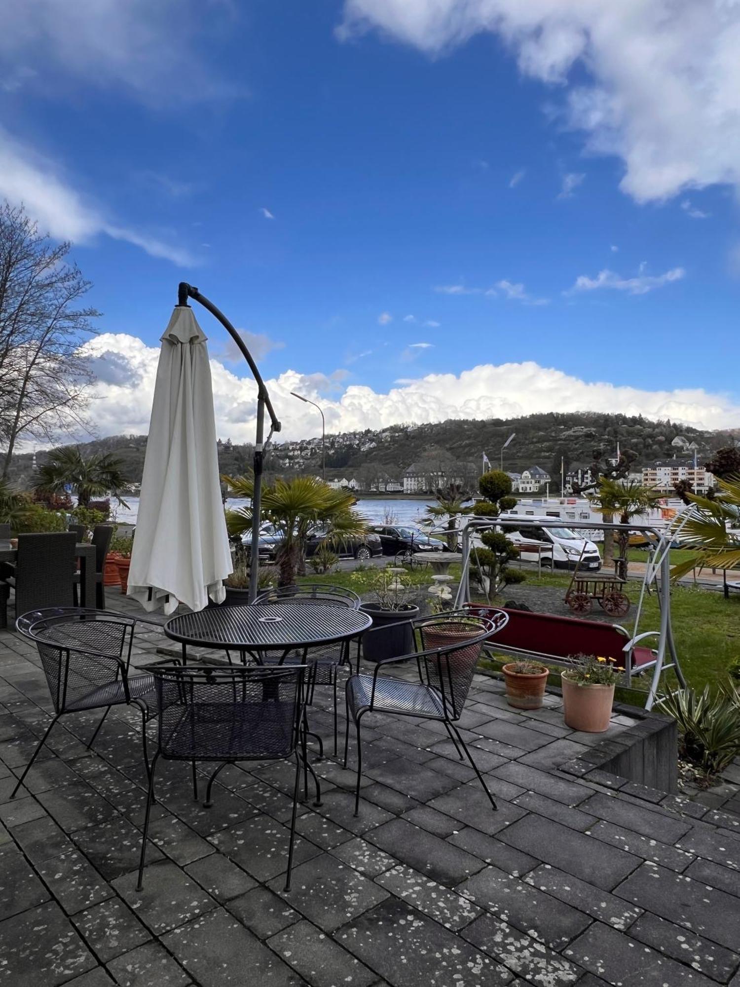 Ferienwohnung Mit Rheinblick In Remagen 1 エクステリア 写真